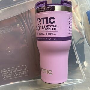 RTIC 30 oz Essential Tumbler in Purple